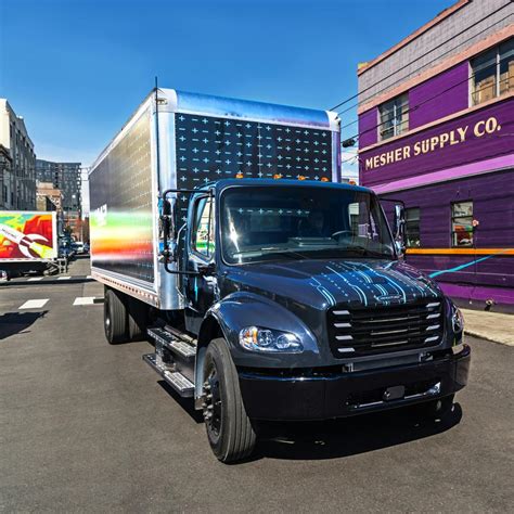 electric vehicle box trucks|freightliner electric truck price.